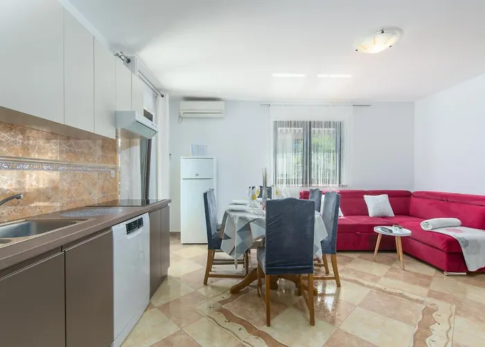 Lorena Apartamento *